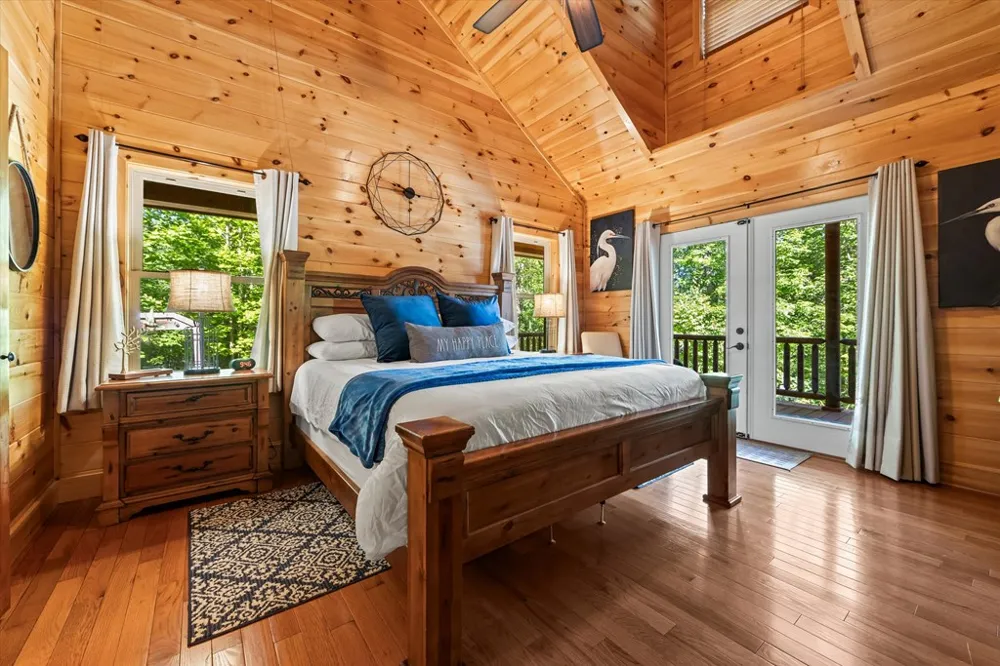 Hummingbird Lane Almond, NC 28702