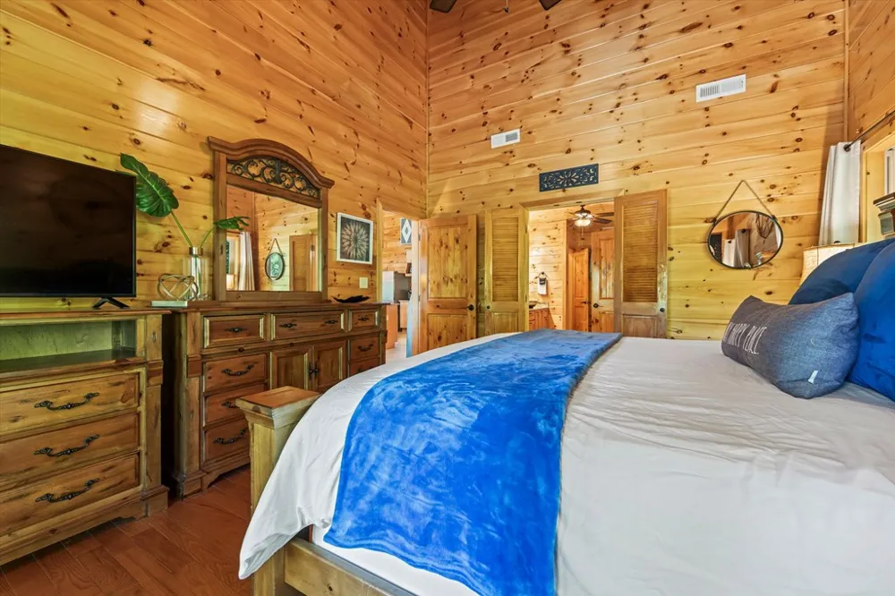 Hummingbird Lane Almond, NC 28702