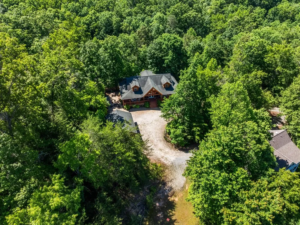 Hummingbird Lane Almond, NC 28702