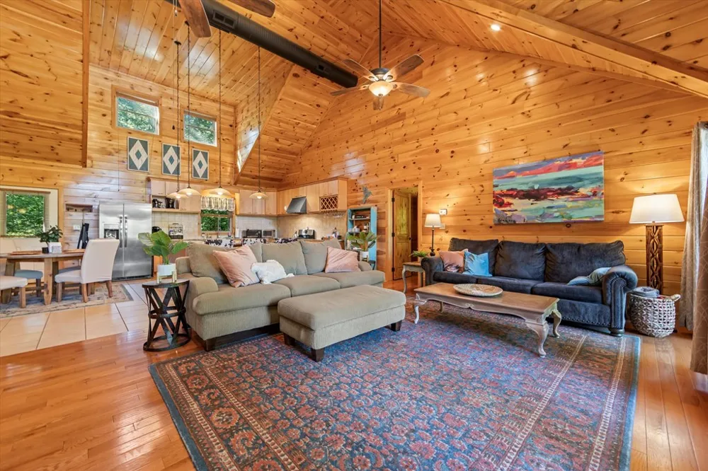 Hummingbird Lane Almond, NC 28702
