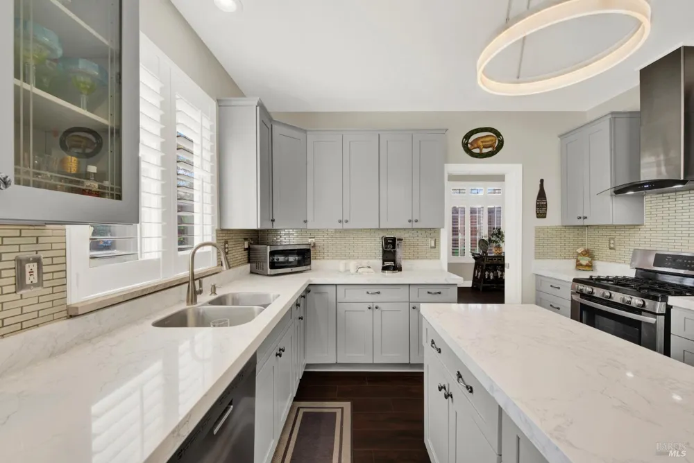 413 Crownpointe Circle Vacaville, CA 95687