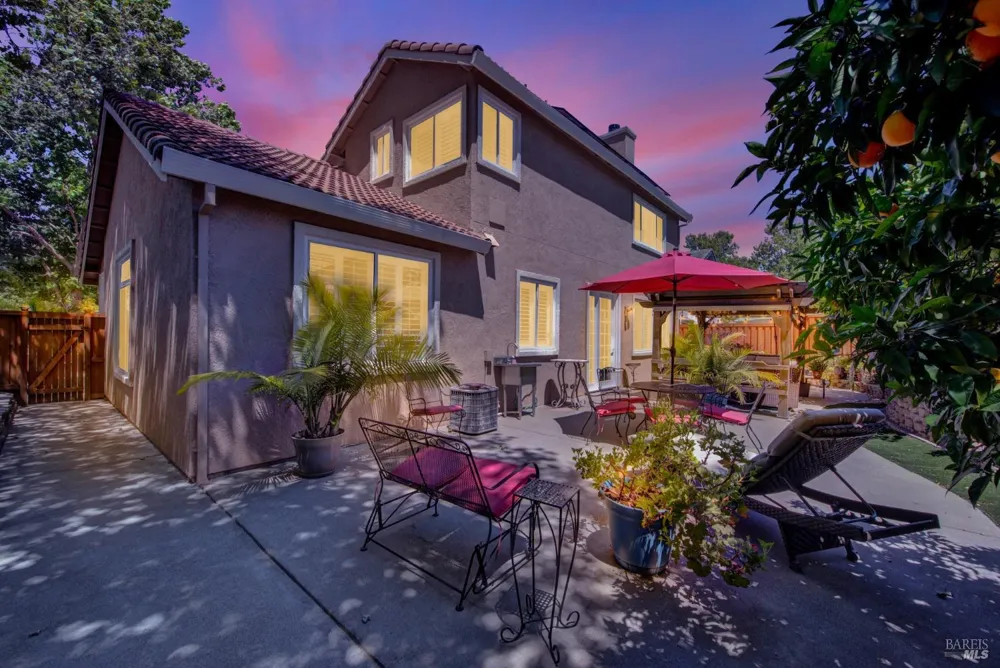 413 Crownpointe Circle Vacaville, CA 95687