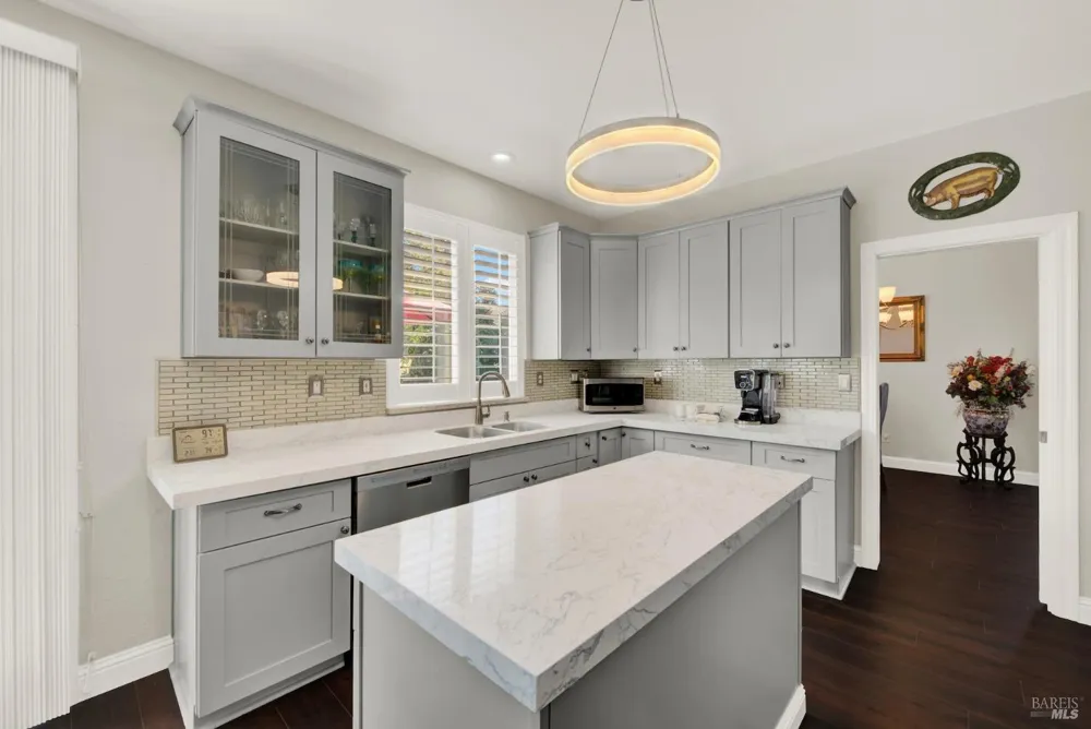413 Crownpointe Circle Vacaville, CA 95687