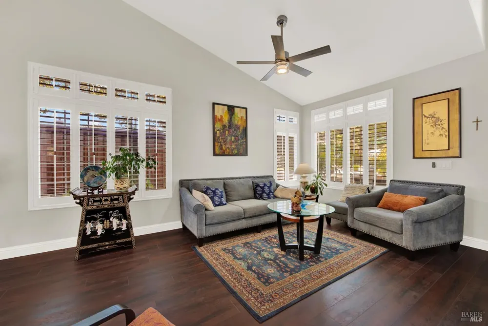 413 Crownpointe Circle Vacaville, CA 95687