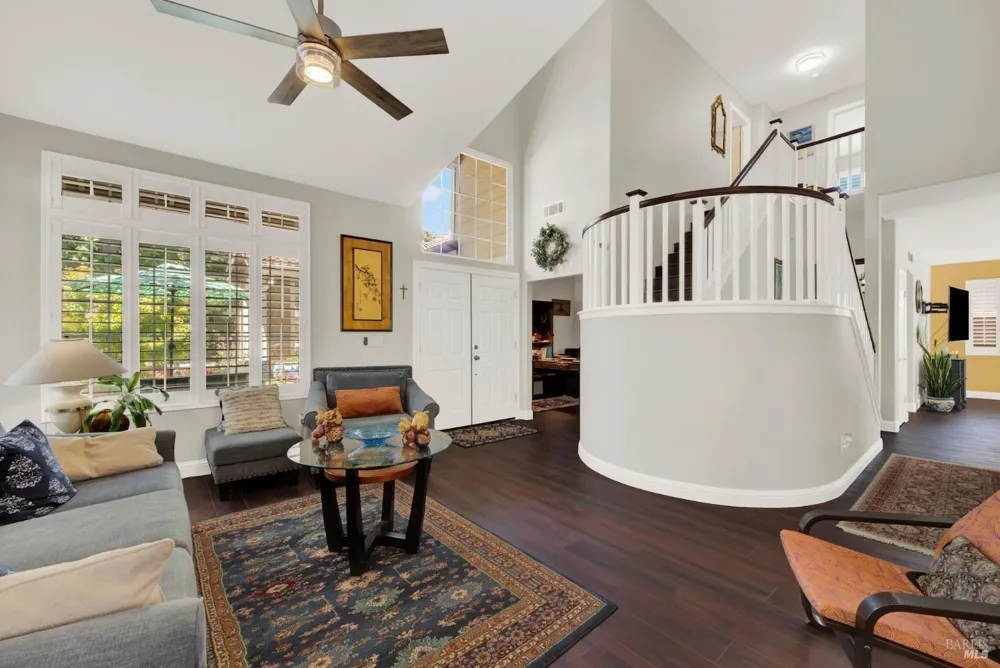 413 Crownpointe Circle Vacaville, CA 95687