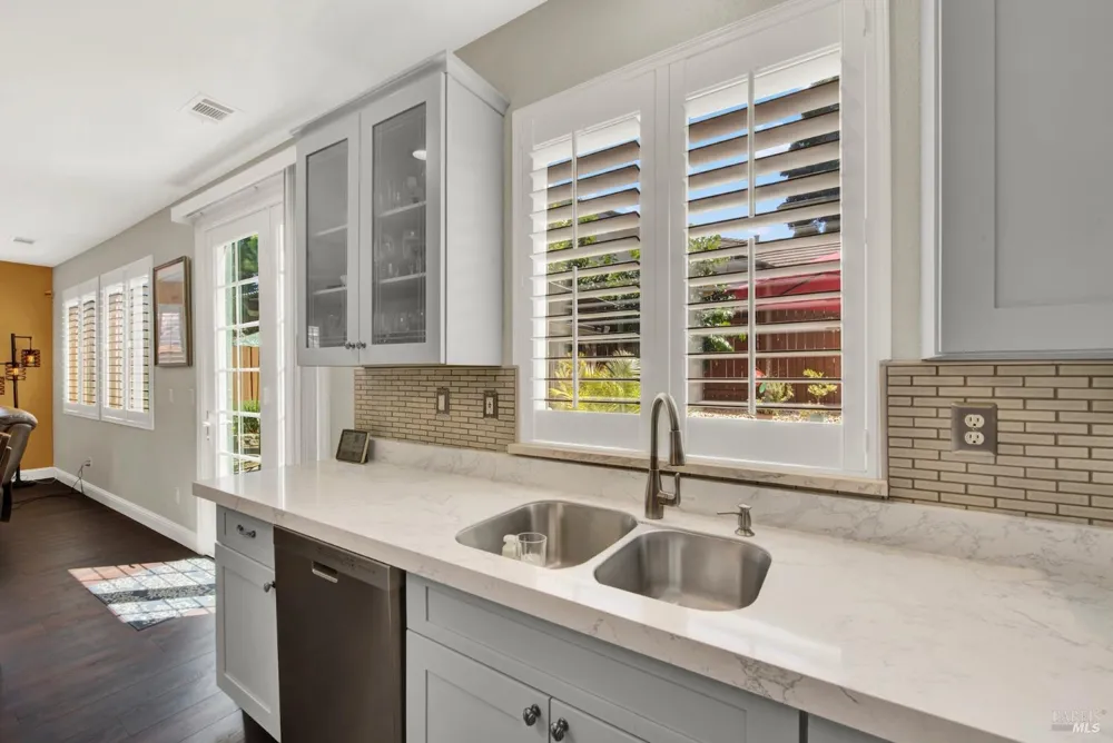 413 Crownpointe Circle Vacaville, CA 95687