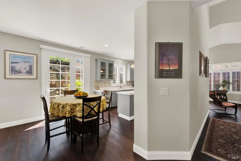 413 Crownpointe Circle Vacaville, CA 95687