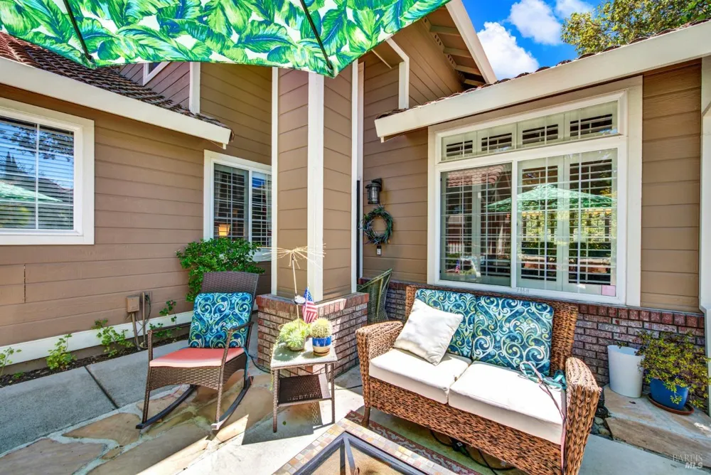 413 Crownpointe Circle Vacaville, CA 95687