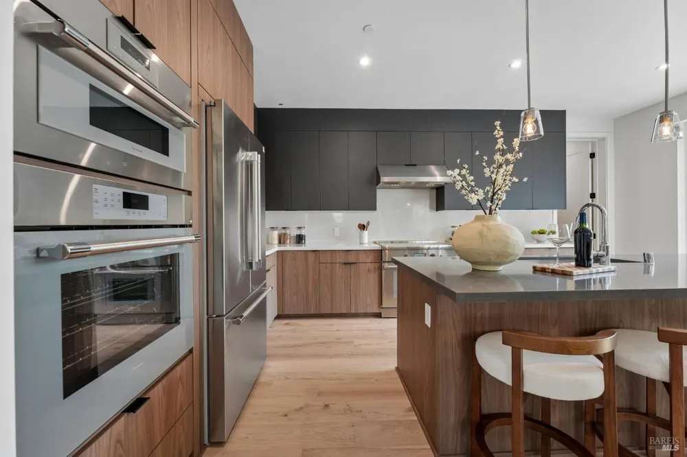 3746 Crown Hill Drive Santa Rosa, CA 95404
