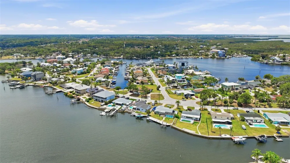 8126 BRIGHTON DRIVE Port Richey, FL 34668