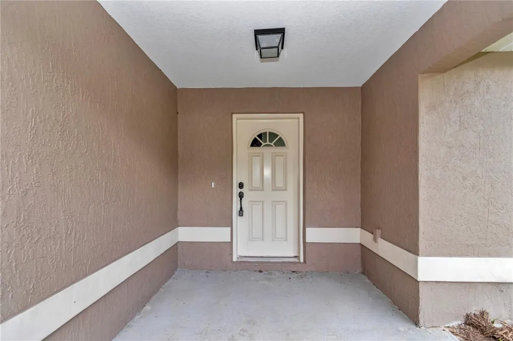 13 MALAUKA LOOP DRIVE Ocklawaha, FL 32179