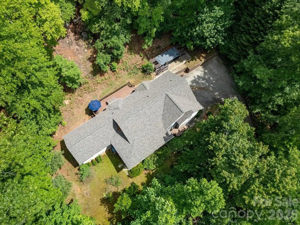 144 Lakeland Drive Pisgah Forest, NC 28768