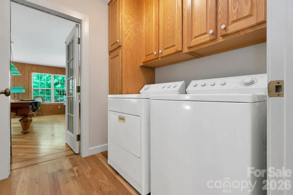 144 Lakeland Drive Pisgah Forest, NC 28768