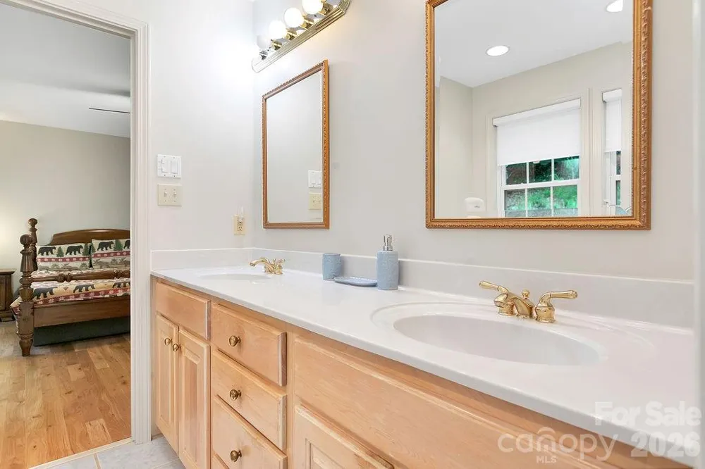 144 Lakeland Drive Pisgah Forest, NC 28768