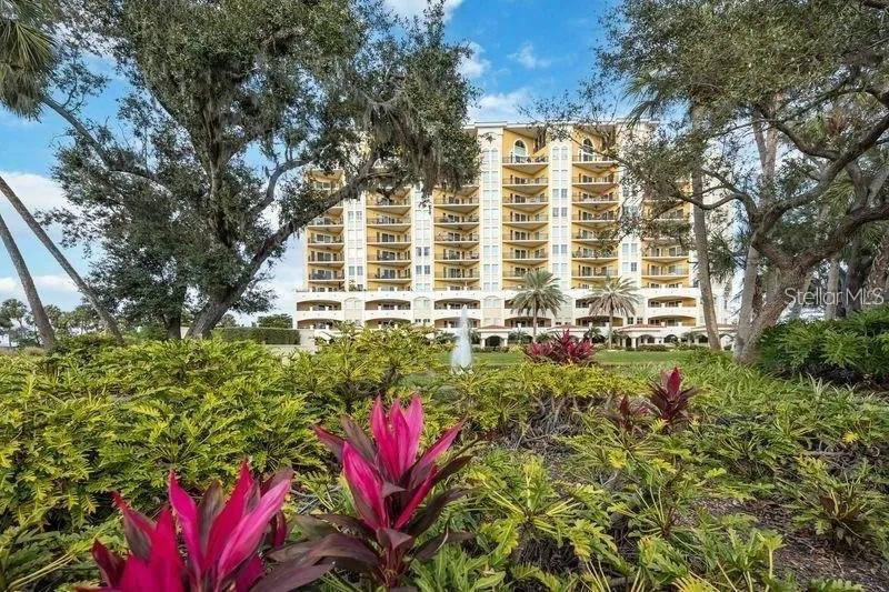 501 HABEN BOULEVARD #704 Palmetto, FL 34221