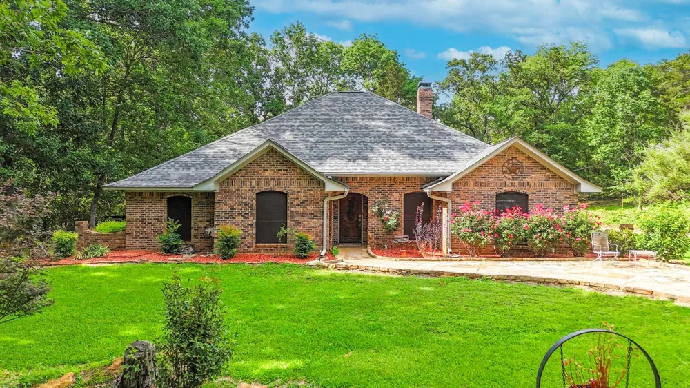 1749 E Us Highway 84 Palestine, TX 75801