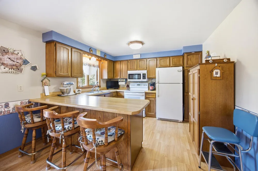 3951 180th Avenue Twin Valley, MN 56584