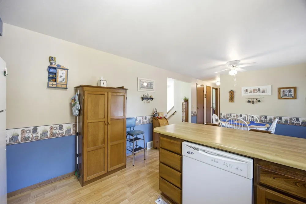 3951 180th Avenue Twin Valley, MN 56584