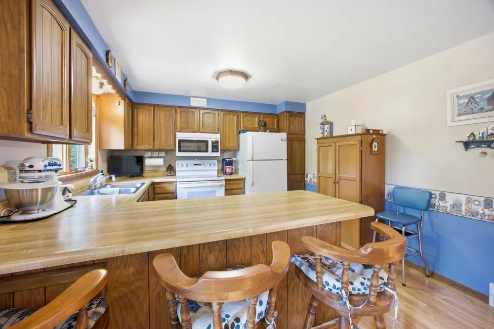 3951 180th Avenue Twin Valley, MN 56584