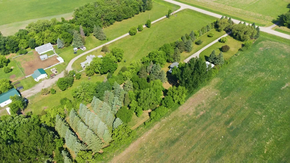 3951 180th Avenue Twin Valley, MN 56584