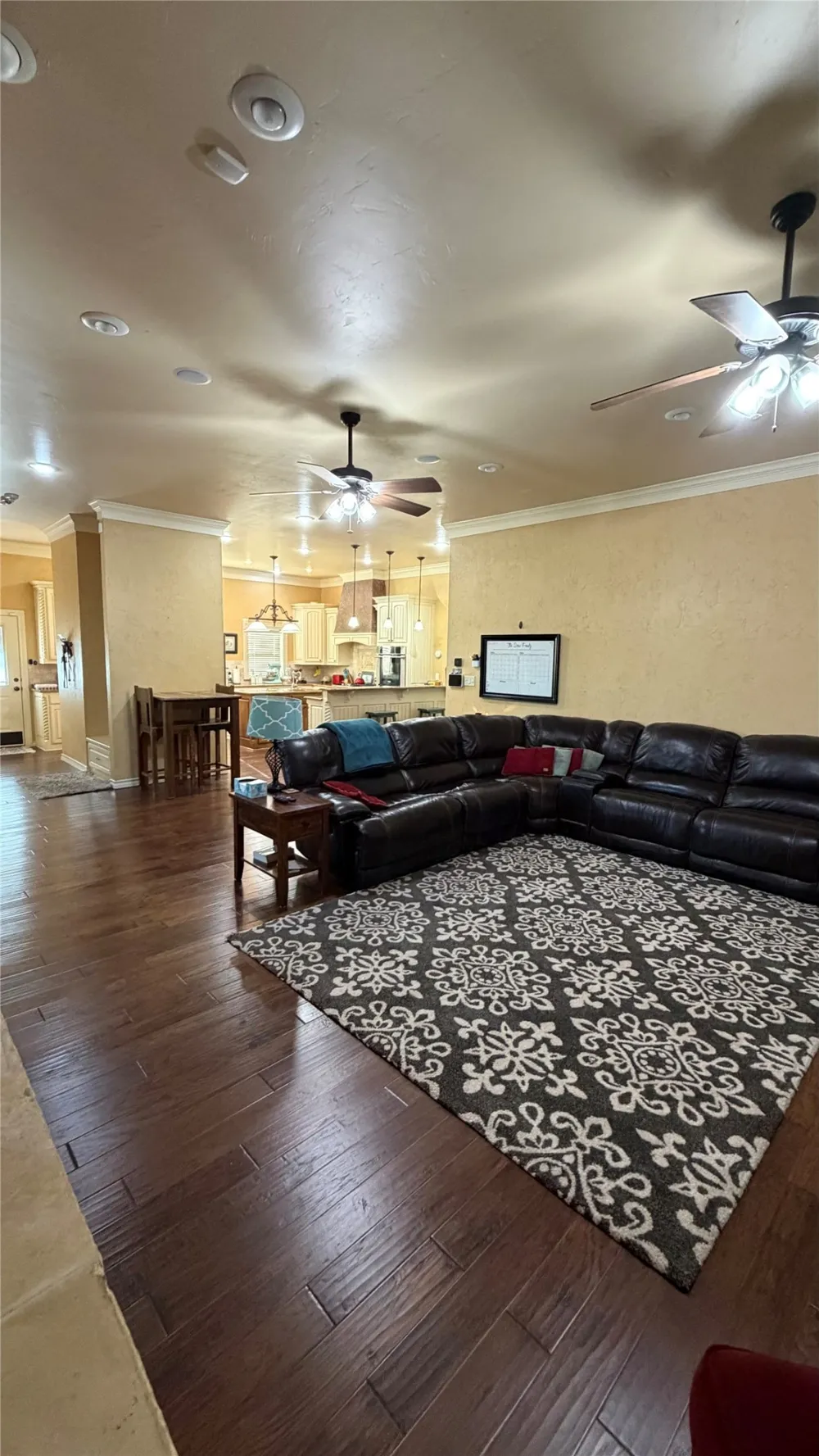 445 W Belknap Street Jacksboro, TX 76458