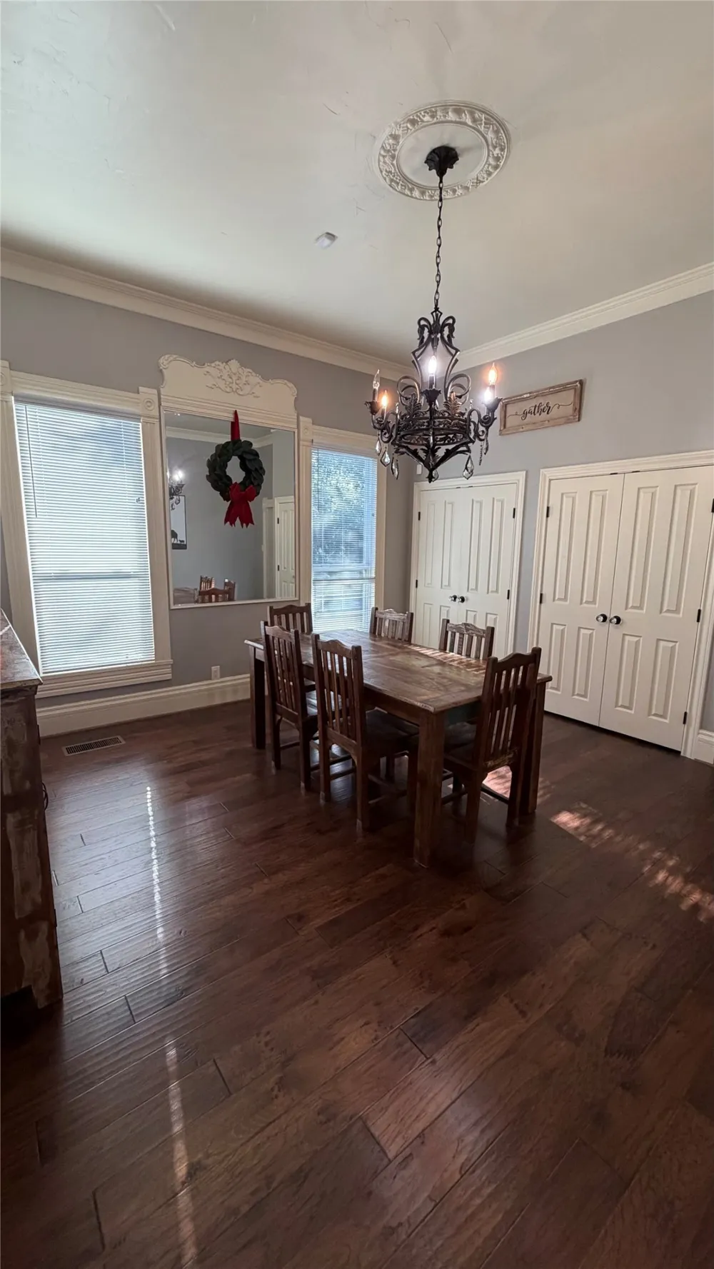 445 W Belknap Street Jacksboro, TX 76458