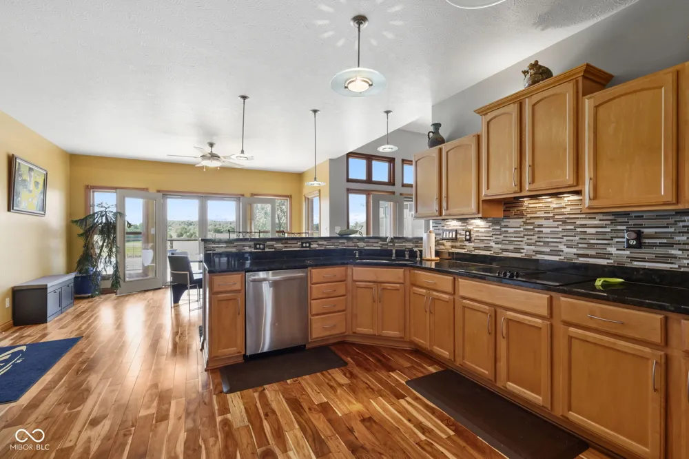 5619 W County Road 200 Brownstown, IN 47220