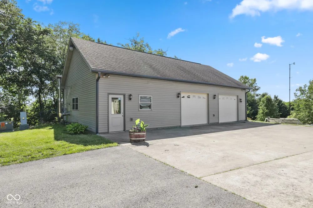 5619 W County Road 200 Brownstown, IN 47220