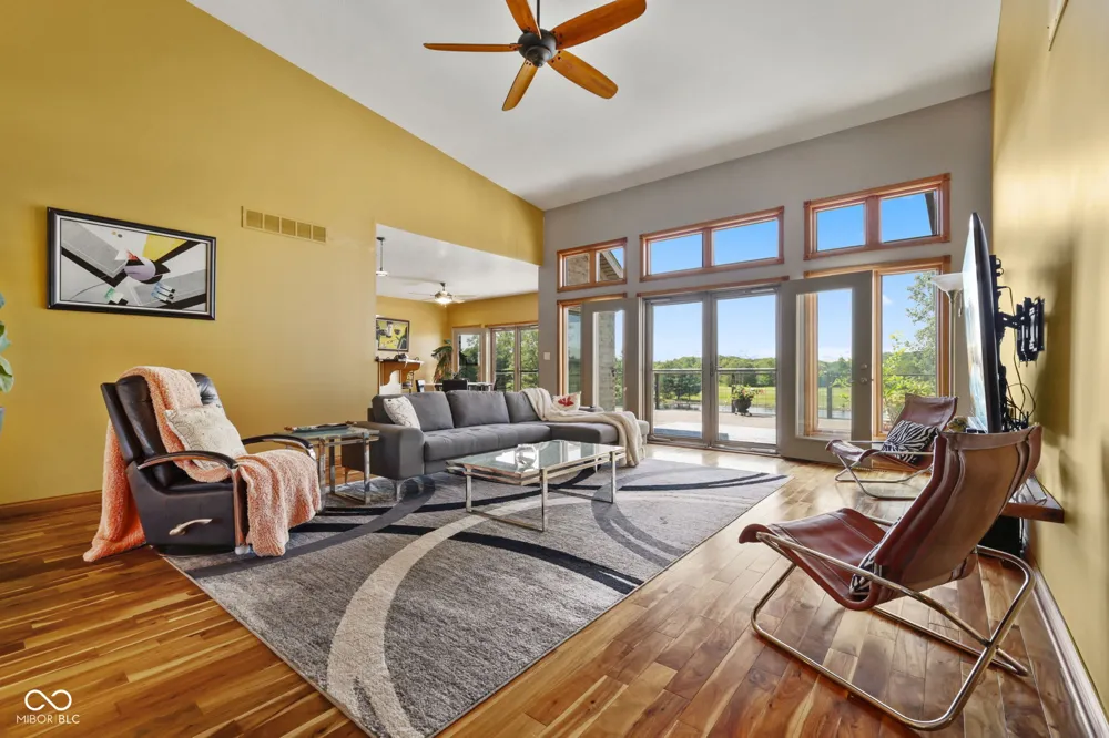 5619 W County Road 200 Brownstown, IN 47220