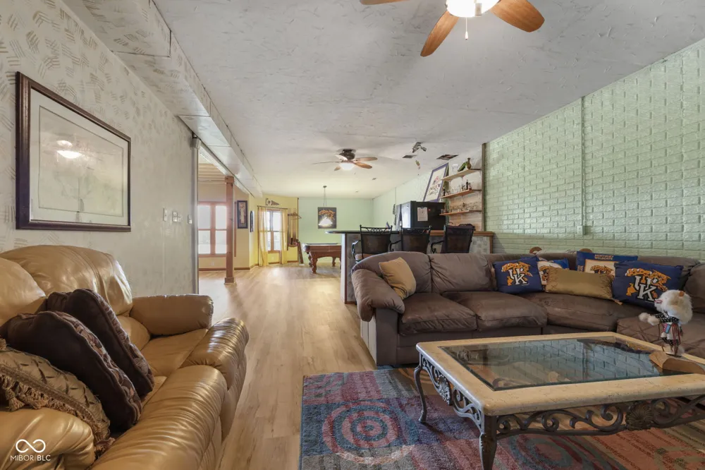 5619 W County Road 200 Brownstown, IN 47220