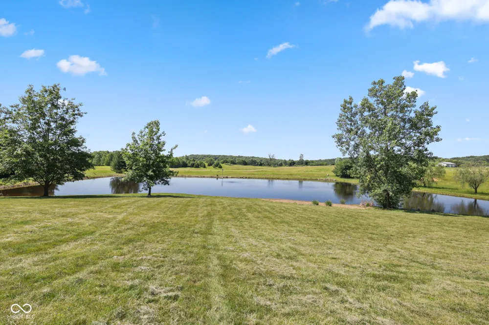 5619 W County Road 200 Brownstown, IN 47220