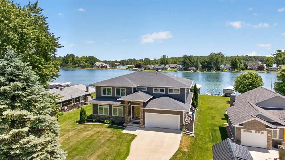 260 Pine Hill Lake Drive Horton, MI 49246