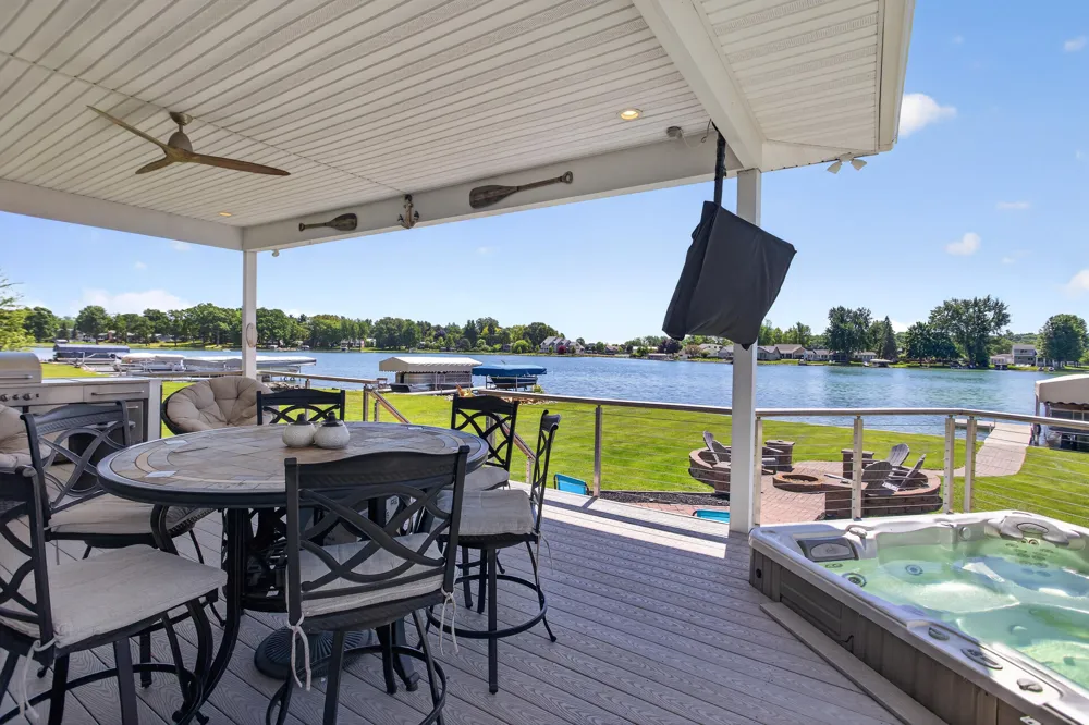 260 Pine Hill Lake Drive Horton, MI 49246