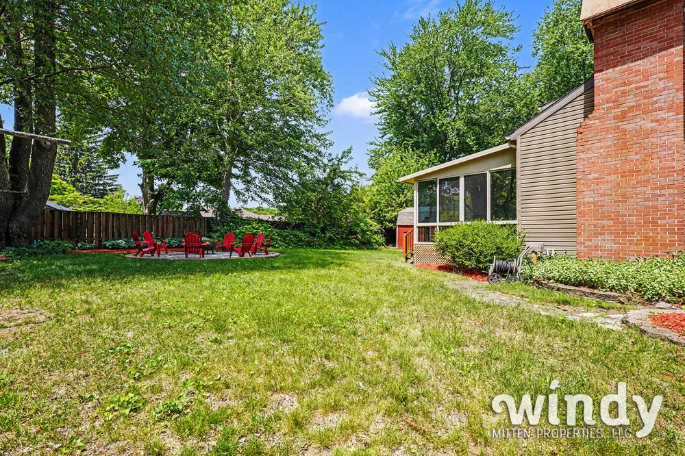 4936 Shoreview Drive Coloma, MI 49038