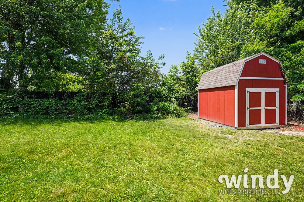 4936 Shoreview Drive Coloma, MI 49038