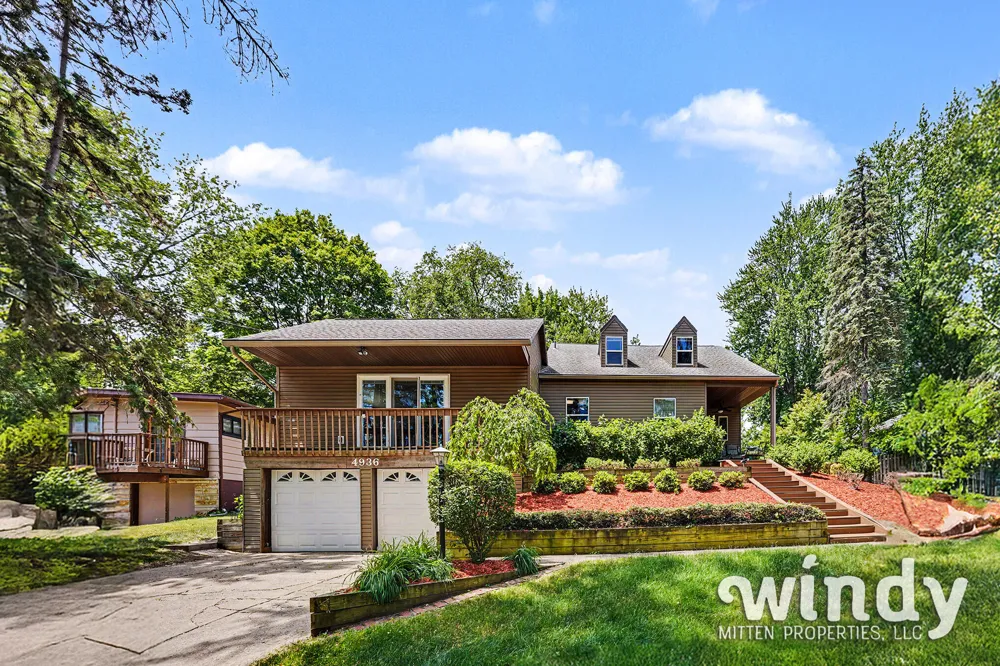4936 Shoreview Drive Coloma, MI 49038
