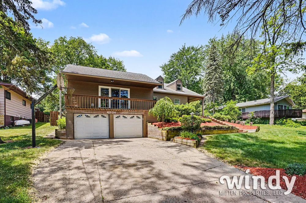 4936 Shoreview Drive Coloma, MI 49038