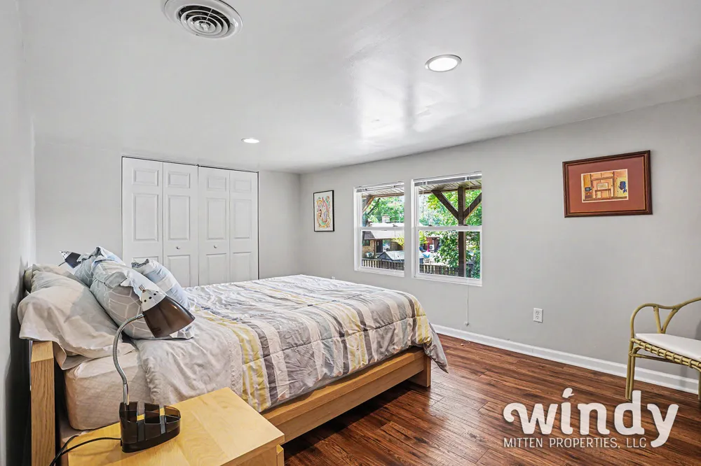 4936 Shoreview Drive Coloma, MI 49038