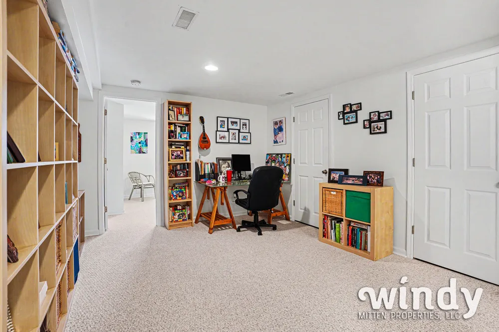 4936 Shoreview Drive Coloma, MI 49038