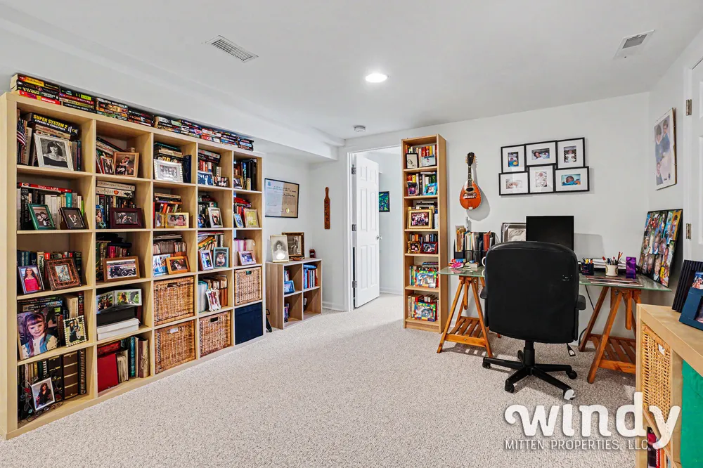4936 Shoreview Drive Coloma, MI 49038