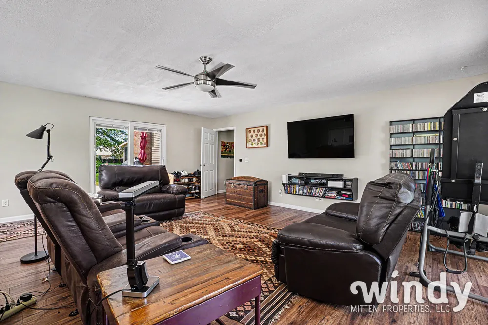 4936 Shoreview Drive Coloma, MI 49038