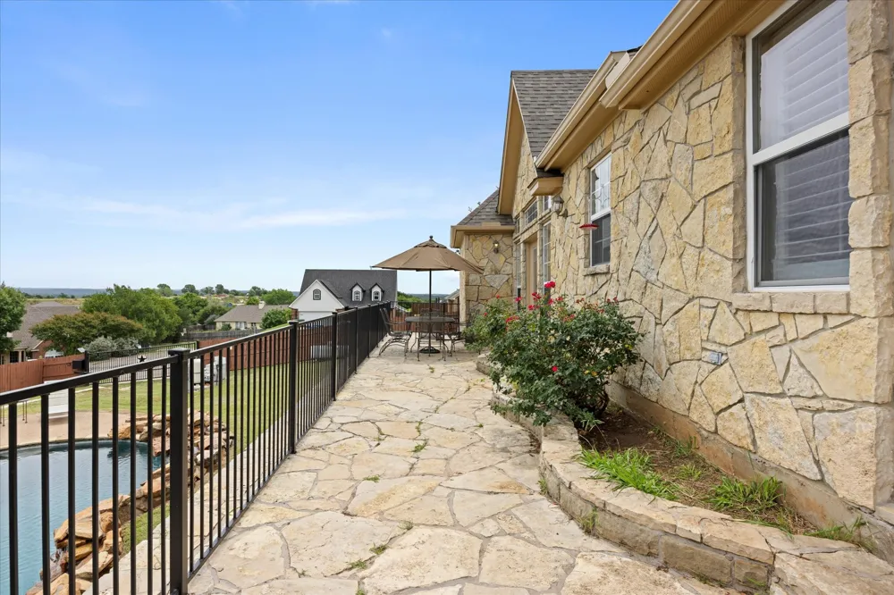 1704 Texas Drive Glen Rose, TX 76043
