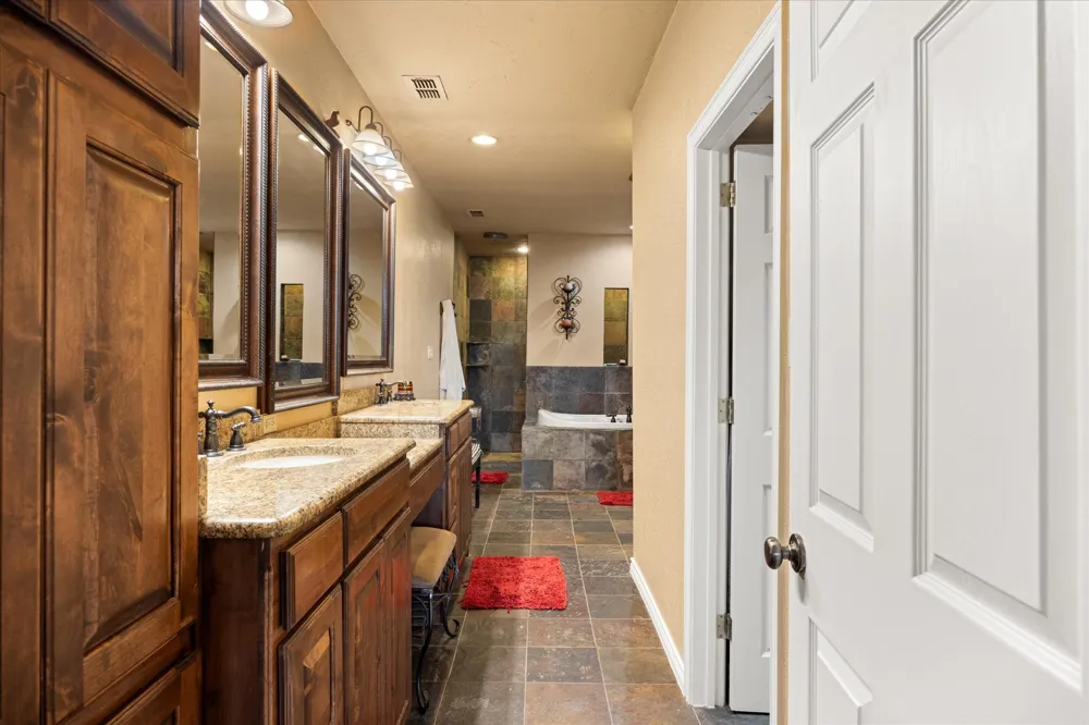 1704 Texas Drive Glen Rose, TX 76043