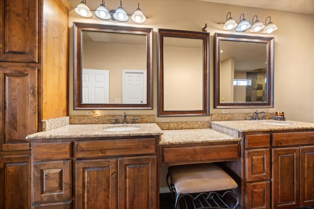 1704 Texas Drive Glen Rose, TX 76043