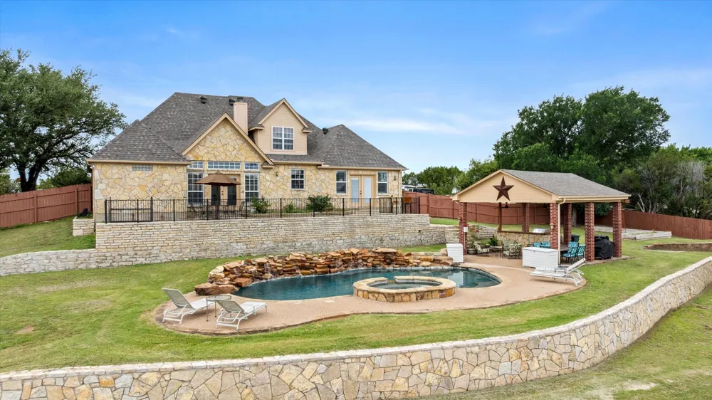 1704 Texas Drive Glen Rose, TX 76043