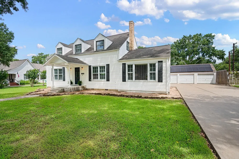 1008 Heights Avenue El Campo, TX 77437