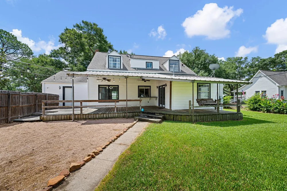 1008 Heights Avenue El Campo, TX 77437