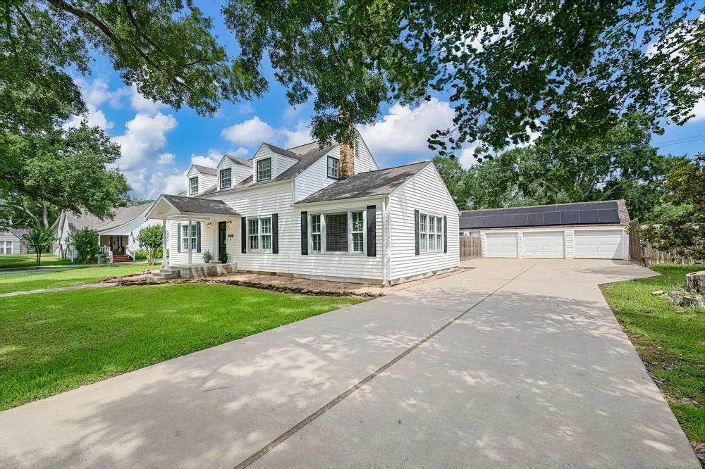 1008 Heights Avenue El Campo, TX 77437