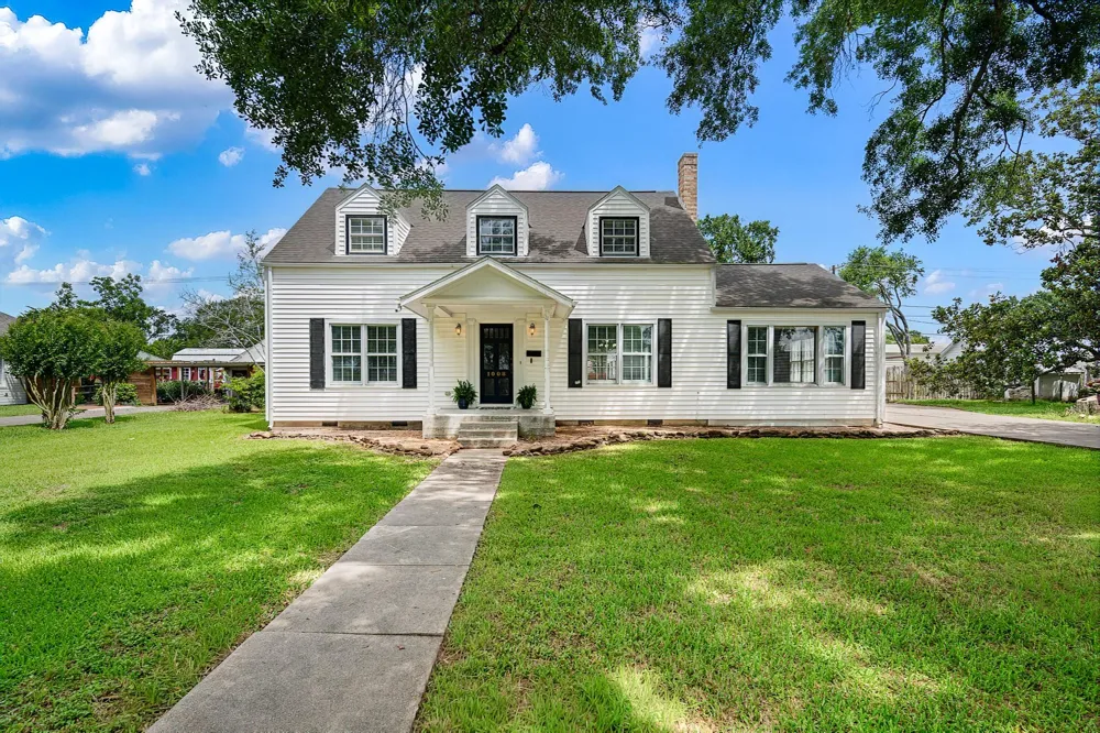 1008 Heights Avenue El Campo, TX 77437