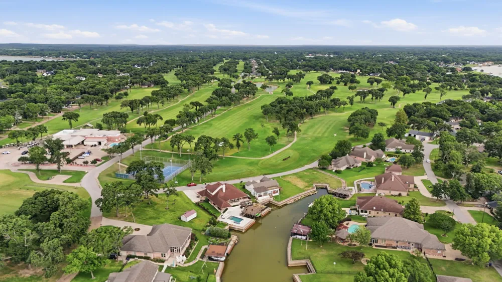 19022 Tennis Court Drive Kemp, TX 75143